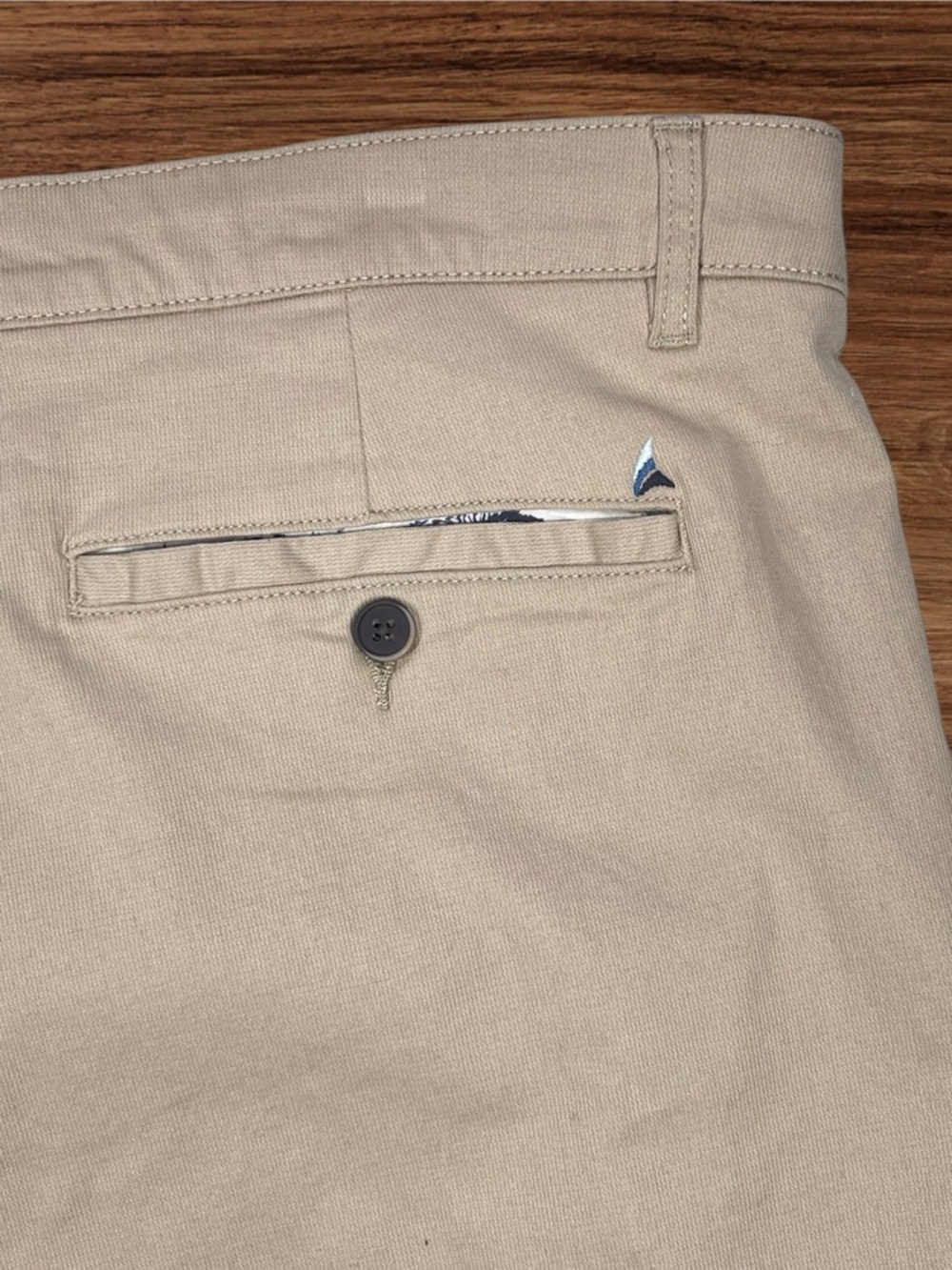 Tailor Vintage Men’s Greenwich Reg. Fit Summer Khaki Shorts. Size 44 - Picture 4 of 14